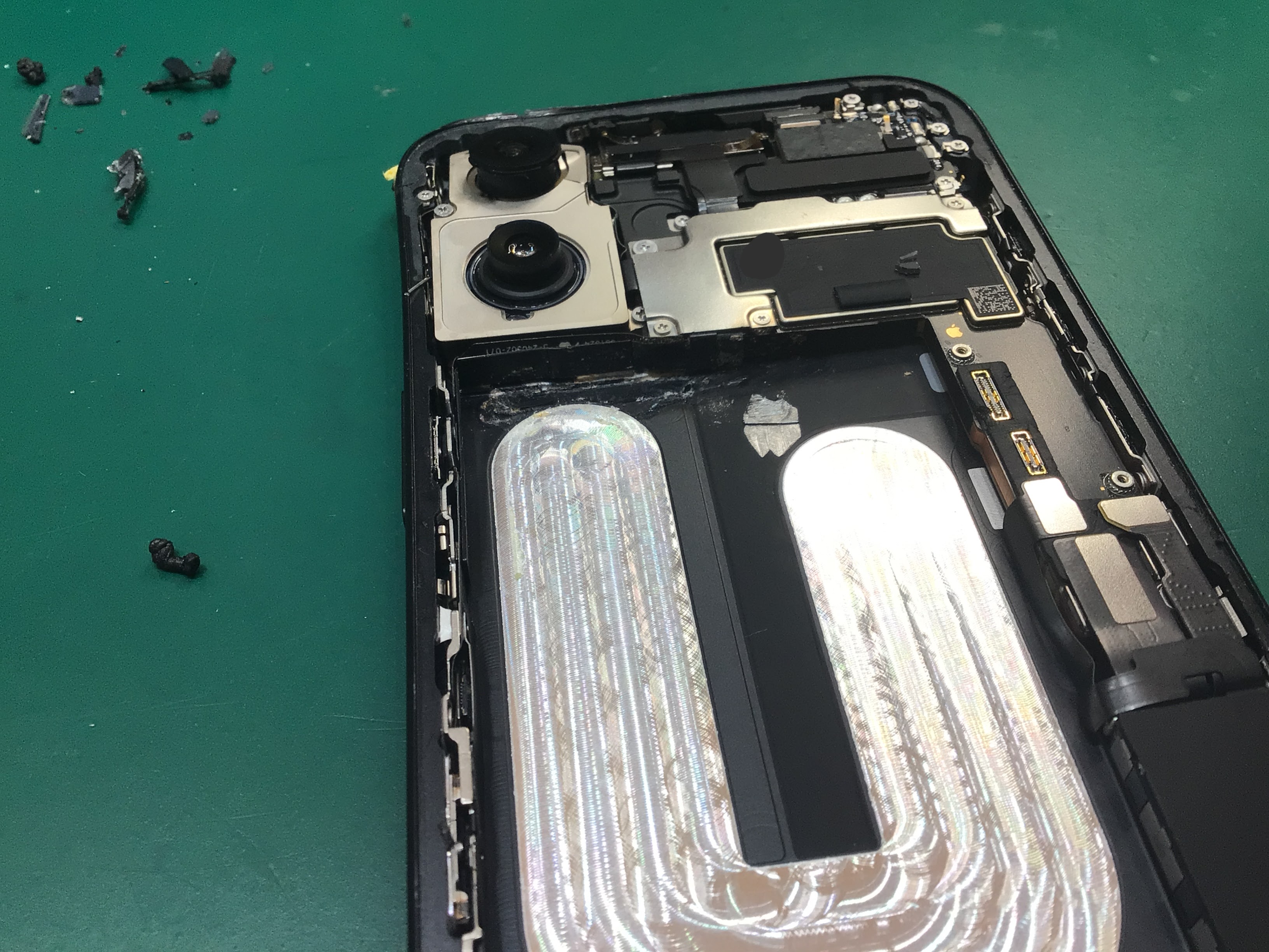 【イーアス高尾】iPhone16のバッテリー交換（データそのまま！）｜電池がすぐ減る症状を最短60分で改善